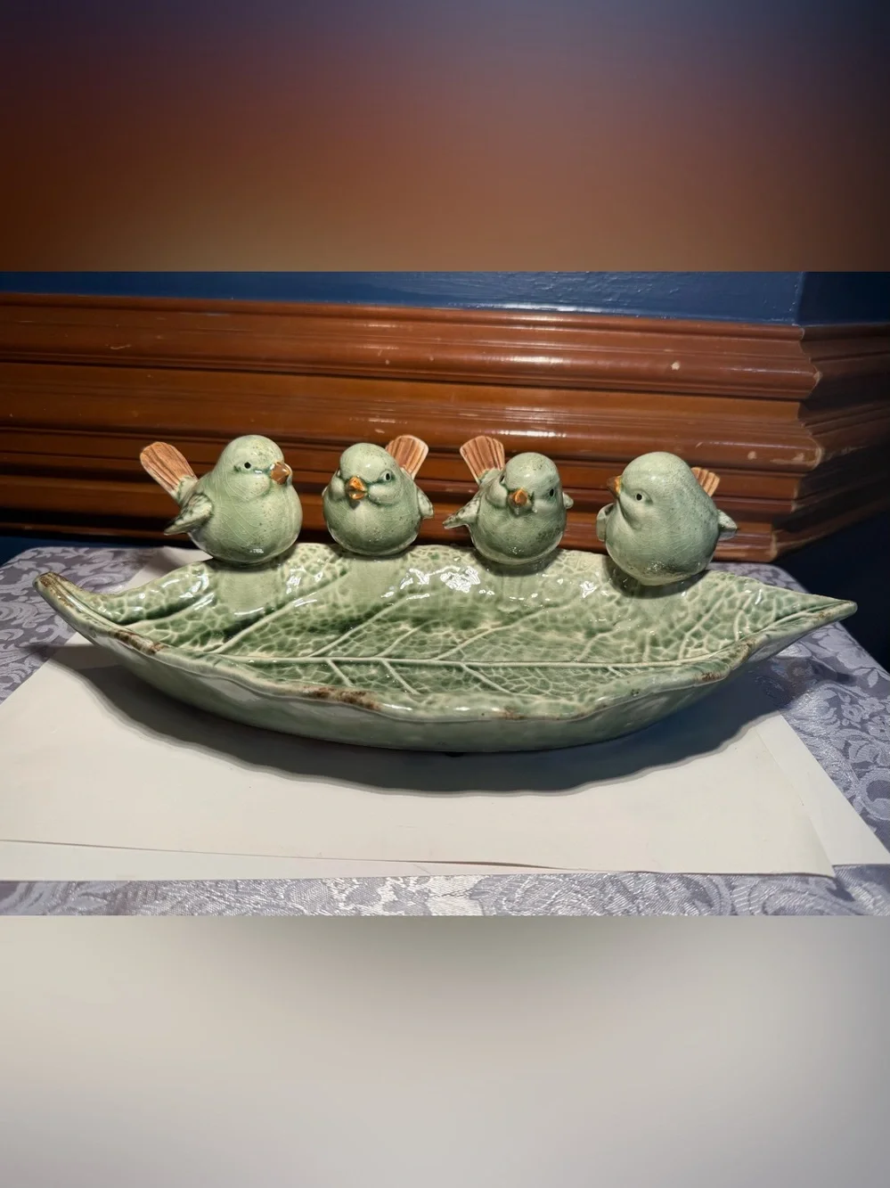 Boston International ceramic tray rustic green leaf design with 4 perched birds